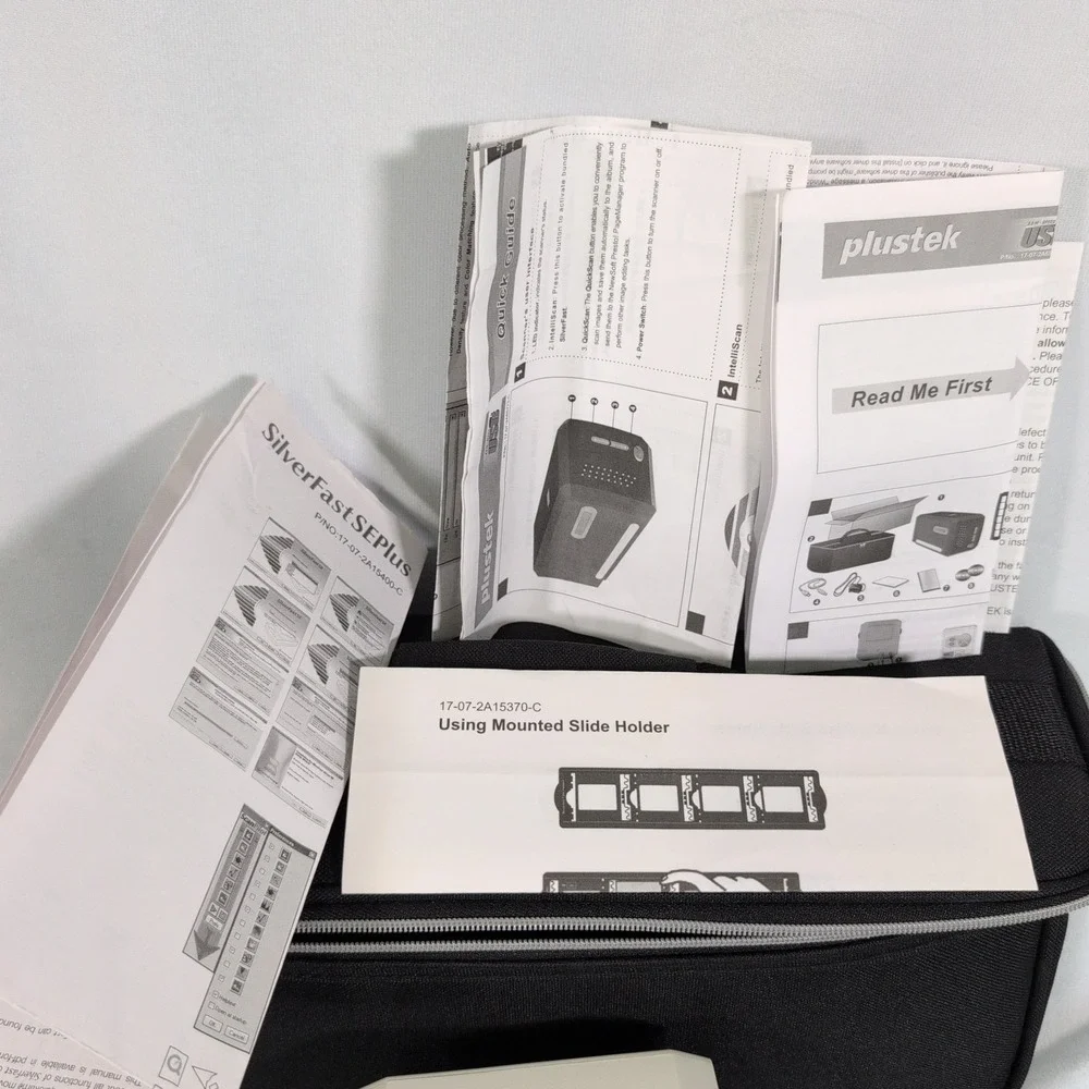 PLUSTEK OPTICFILM 7300 SLIDE FILM SCANNER Sliverfast 6.5 & ATTACHMENTS